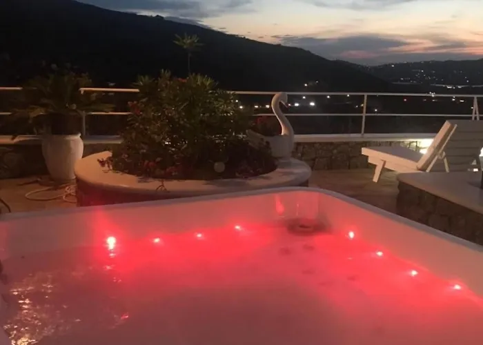 Mykonos Welcome Suites Apartmanhotel 3*